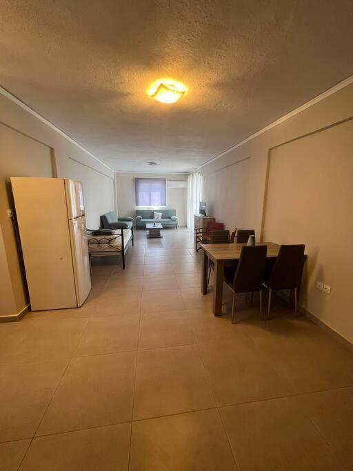 Apartament Διαμέρισμα Στο Τολό , Κοντά Στην Ψιλή Άμμο Zewnętrze zdjęcie